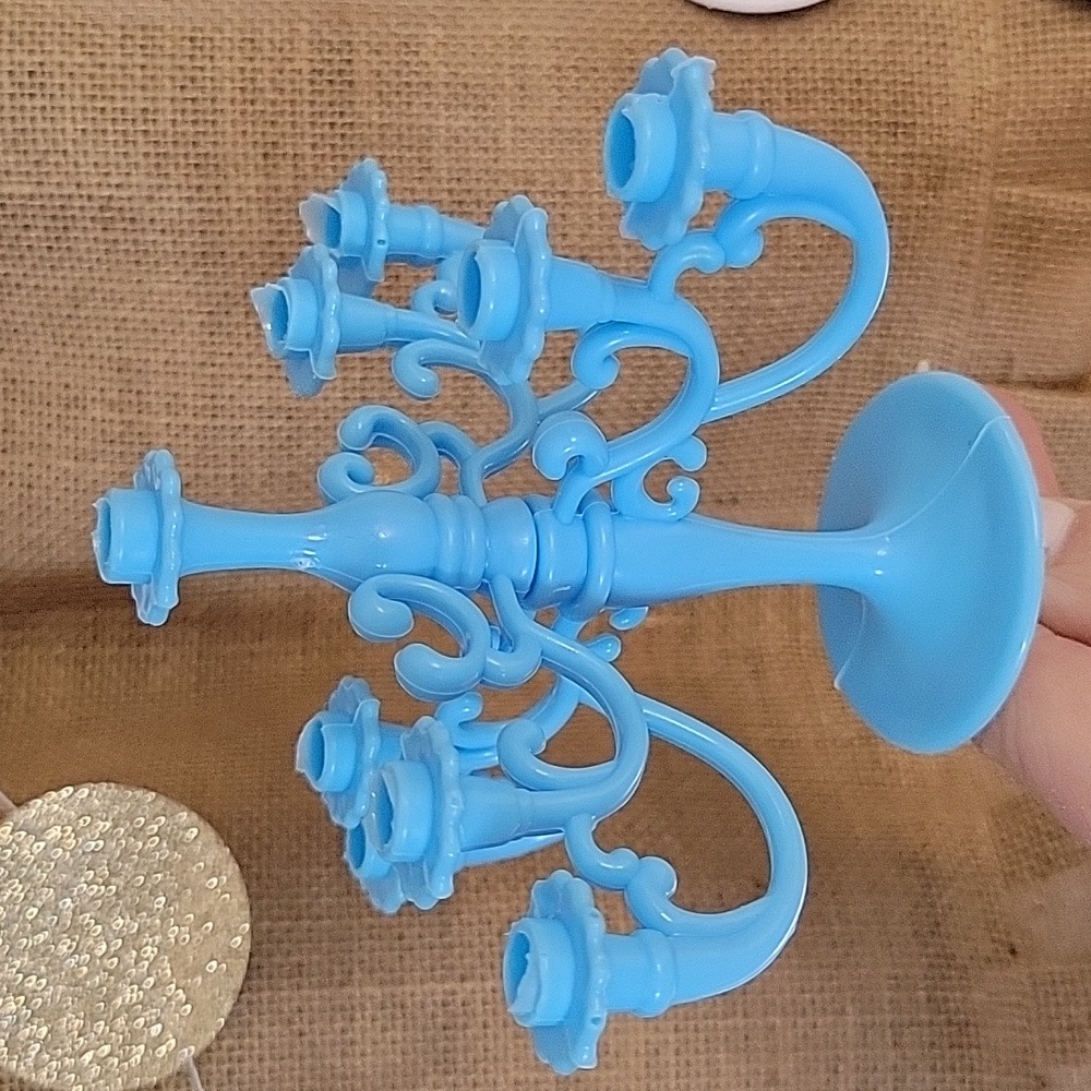 EXPANDABLE CANDLE HOLDER CAKE TOPPER, CHOICE OF COLOR - Picture 4 of 10